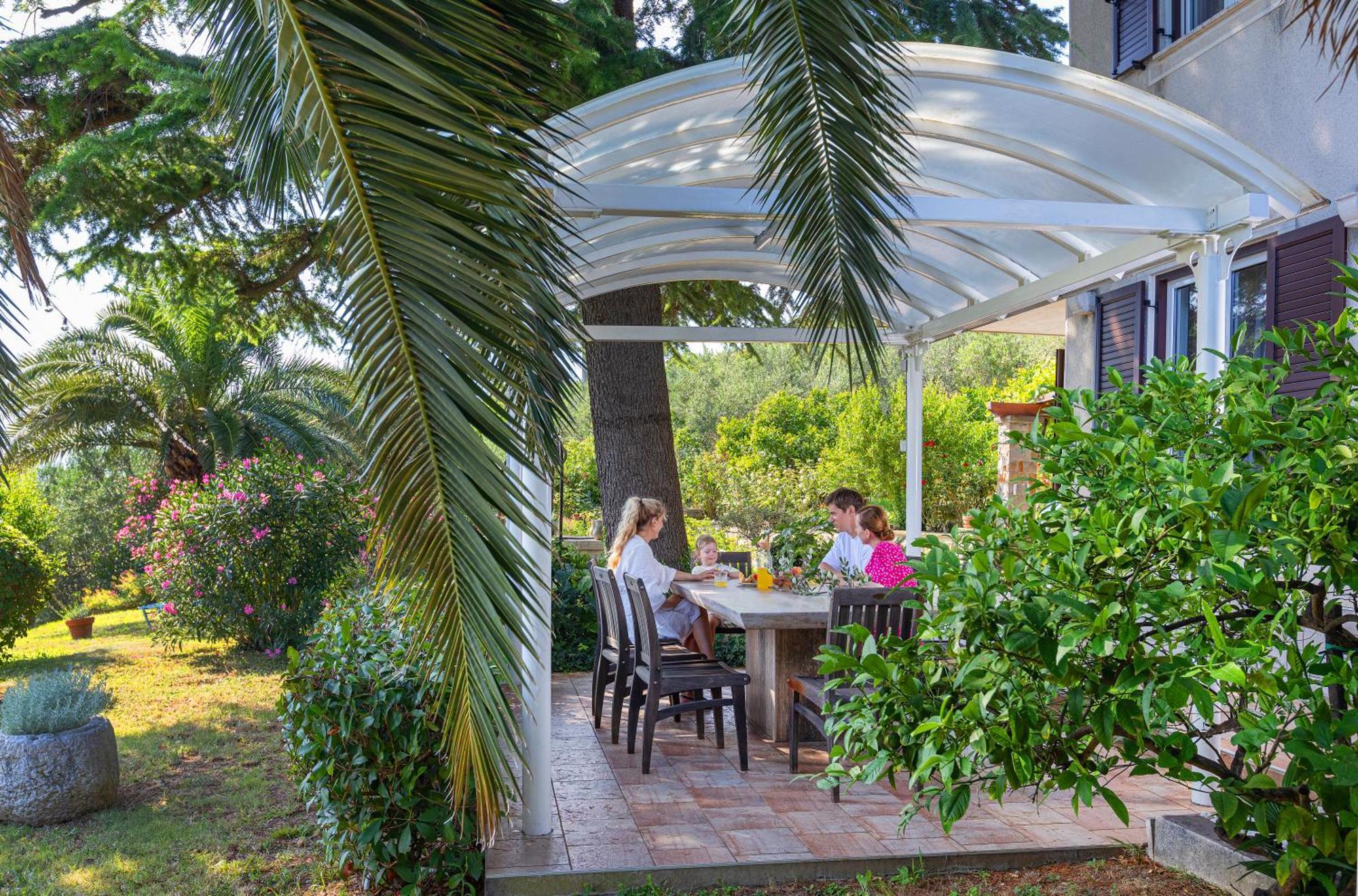 Ferienwohnung House Olive Garden Strunjan Exterior foto